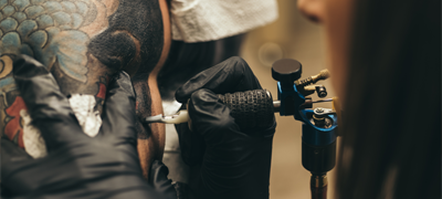 OPERATORE DI TATUAGGIO E TRUCCO PERMANENTE